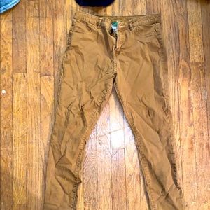 Dip khaki pants